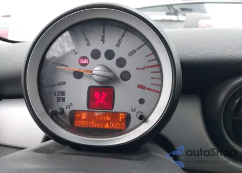 2009 Mini Cooper z USA, uszkodzony, nr VIN WMWMF33579TW72686